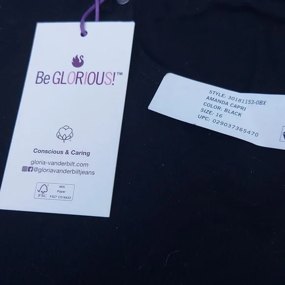 GLORIA VANDERBILT NWT Amanda Capri black jeans built in slimming panel size 16 - Picture 4 of 7